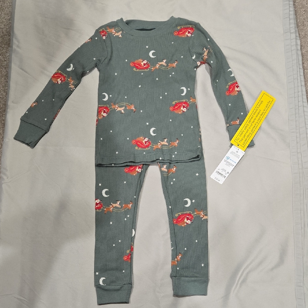 Carter's Kids' Pajamas with Santa and Reindeer Print - Unisex Kids 2T